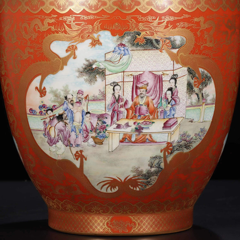 Antique Qing Qianlong Dynasty Ceramic Yellow Ground Heavy Famille Rose Porcelain Vase for Collection