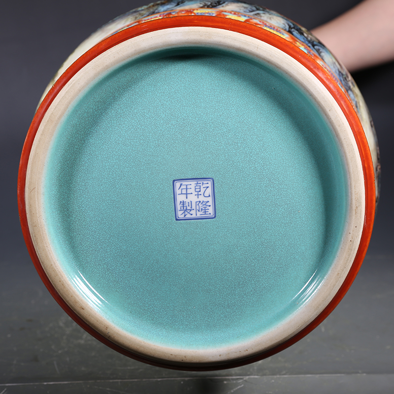 Antique Qing Qianlong Dynasty Ceramic Yellow Ground Heavy Famille Rose Porcelain Vase for Collection