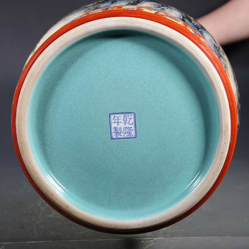 Antique Qing Qianlong Dynasty Ceramic Yellow Ground Heavy Famille Rose Porcelain Vase for Collection