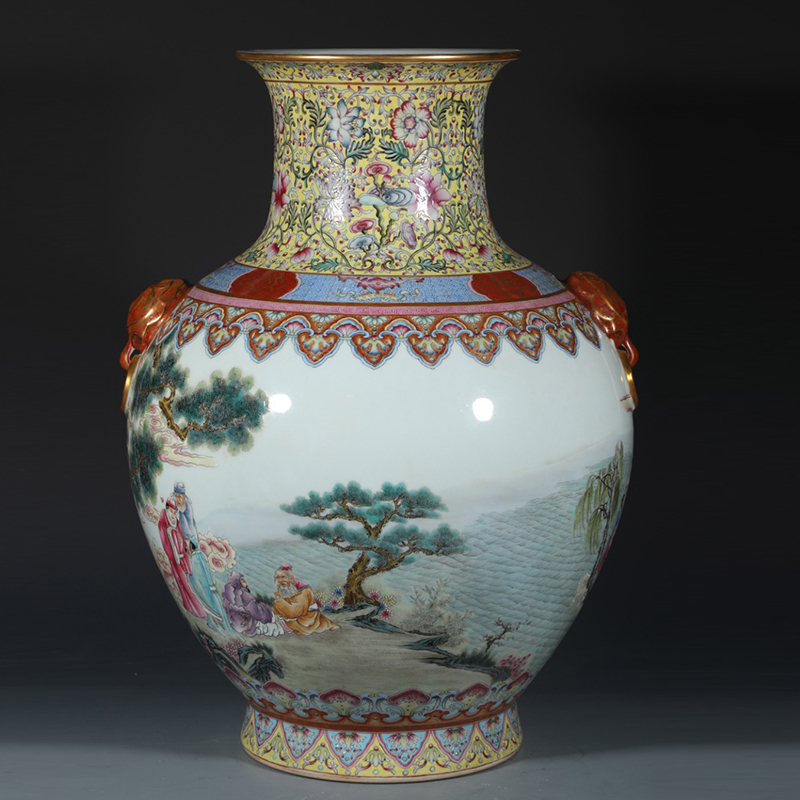 Antique Qing Qianlong Dynasty Ceramic Yellow Ground Heavy Famille Rose Porcelain Vase for Collection