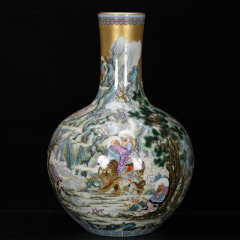 Antique Qing Qianlong Dynasty Ceramic Yellow Ground Heavy Famille Rose Porcelain Vase for Collection