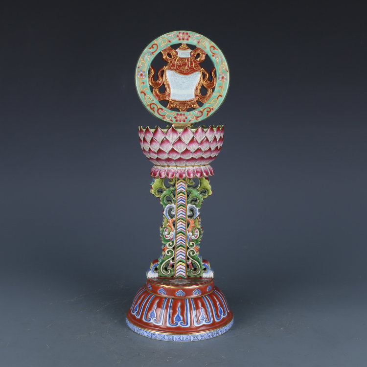Antique Qing Qianlong Dynasty Ceramic Yellow Ground Heavy Famille Rose Porcelain Vase for Collection