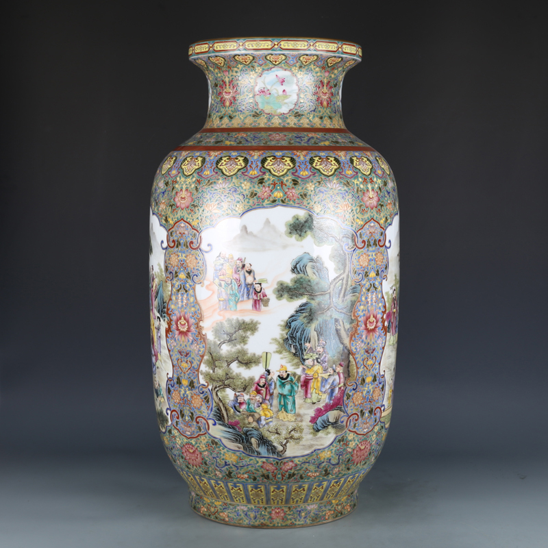 Antique Qing Qianlong Dynasty Ceramic Yellow Ground Heavy Famille Rose Porcelain Vase for Collection