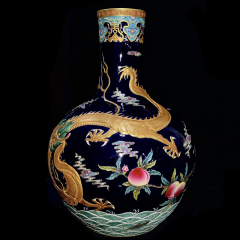 Antique Qing Qianlong Dynasty Ceramic Yellow Ground Heavy Famille Rose Porcelain Vase for Collection