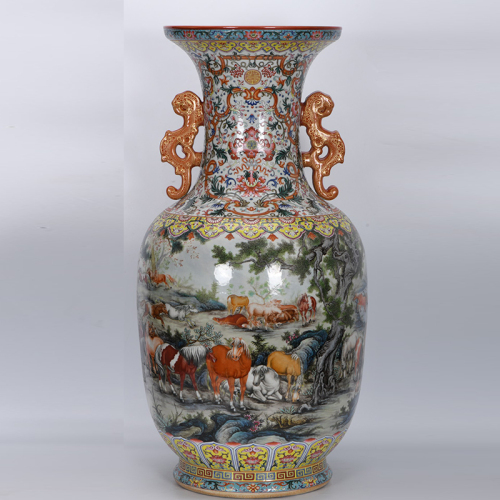Antique Qing Qianlong Dynasty Ceramic Yellow Ground Heavy Famille Rose Porcelain Vase for Collection