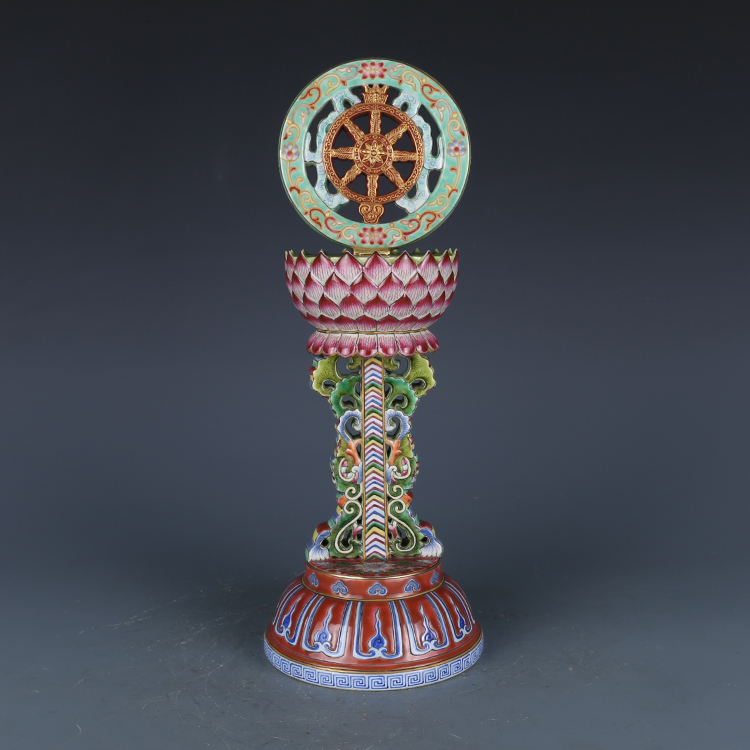 Antique Qing Qianlong Dynasty Ceramic Yellow Ground Heavy Famille Rose Porcelain Vase for Collection