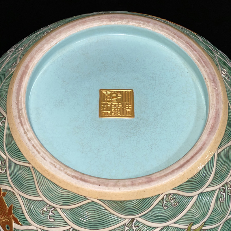 Antique Qing Qianlong Dynasty Ceramic Yellow Ground Heavy Famille Rose Porcelain Vase for Collection