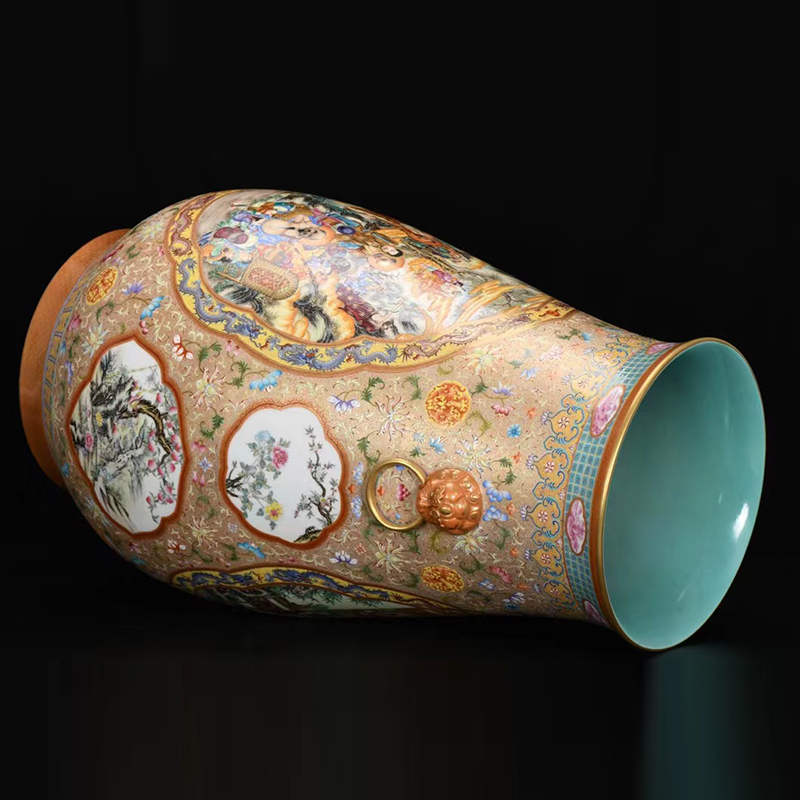 Antique Qing Qianlong Dynasty Ceramic Yellow Ground Heavy Famille Rose Porcelain Vase for Collection