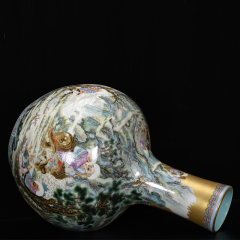 Antique Qing Qianlong Dynasty Ceramic Yellow Ground Heavy Famille Rose Porcelain Vase for Collection