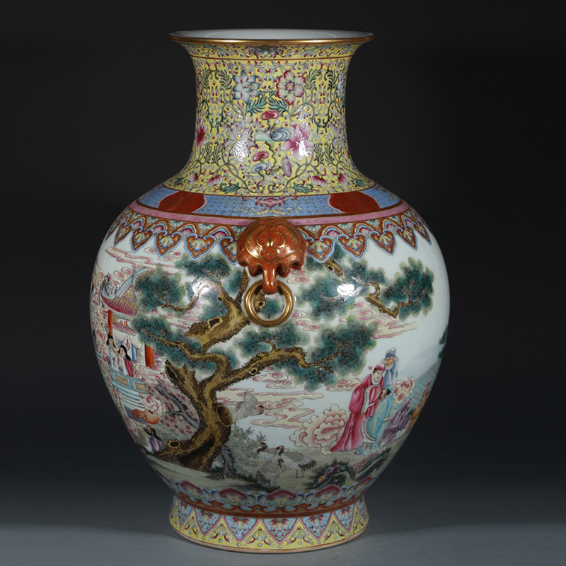 Antique Qing Qianlong Dynasty Ceramic Yellow Ground Heavy Famille Rose Porcelain Vase for Collection