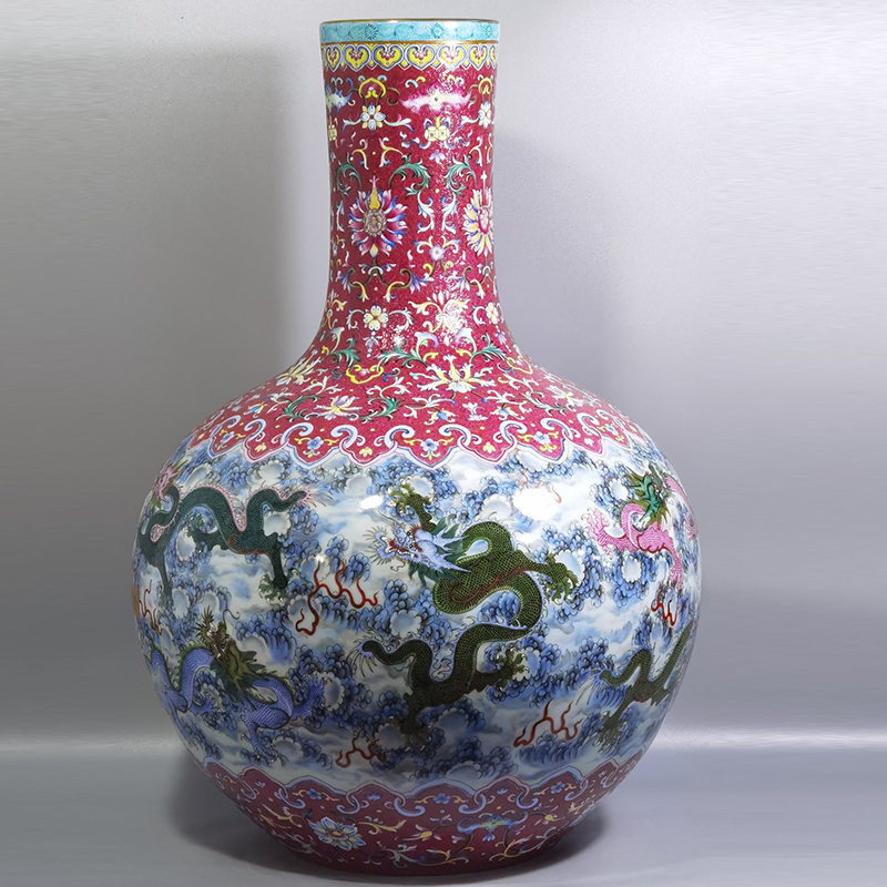 Antique Qing Qianlong Dynasty Ceramic Yellow Ground Heavy Famille Rose Porcelain Vase for Collection