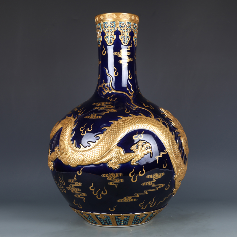 Antique Qing Qianlong Dynasty Ceramic Yellow Ground Heavy Famille Rose Porcelain Vase for Collection