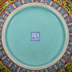 Antique Qing Qianlong Dynasty Ceramic Yellow Ground Heavy Famille Rose Porcelain Vase for Collection