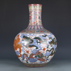 Antique Qing Qianlong Dynasty Ceramic Yellow Ground Heavy Famille Rose Porcelain Vase for Collection