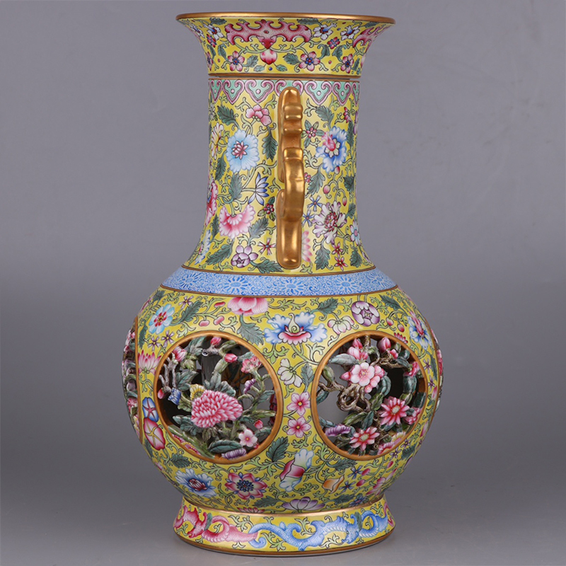 Antique Qing Qianlong Dynasty Ceramic Yellow Ground Heavy Famille Rose Porcelain Vase for Collection