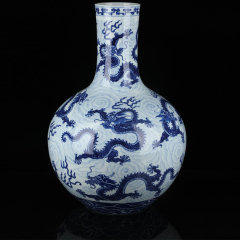 Antique Qing Qianlong Dynasty Ceramic Yellow Ground Heavy Famille Rose Porcelain Vase for Collection