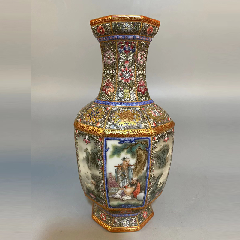 Antique Qing Qianlong Dynasty Ceramic Yellow Ground Heavy Famille Rose Porcelain Vase for Collection