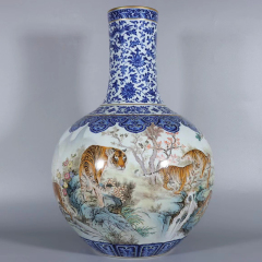 Antique Qing Qianlong Dynasty Ceramic Yellow Ground Heavy Famille Rose Porcelain Vase for Collection