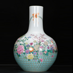 Antique Qing Qianlong Dynasty Ceramic Yellow Ground Heavy Famille Rose Porcelain Vase for Collection