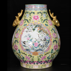 Antique Qing Qianlong Dynasty Ceramic Yellow Ground Heavy Famille Rose Porcelain Vase for Collection