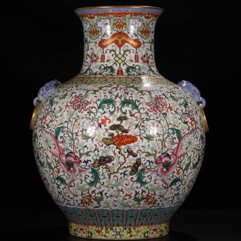 Antique Qing Qianlong Dynasty Ceramic Yellow Ground Heavy Famille Rose Porcelain Vase for Collection
