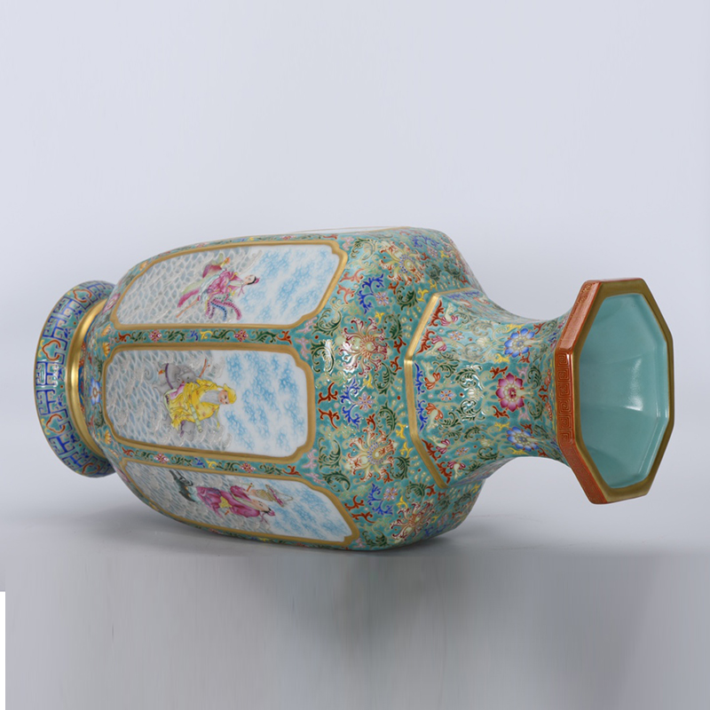 Antique Qing Qianlong Dynasty Ceramic Yellow Ground Heavy Famille Rose Porcelain Vase for Collection