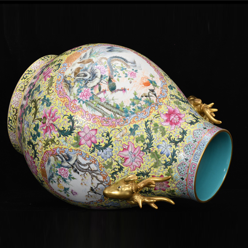Antique Qing Qianlong Dynasty Ceramic Yellow Ground Heavy Famille Rose Porcelain Vase for Collection