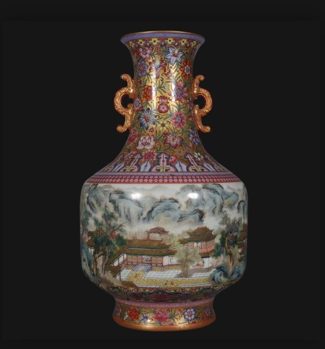Antique Qing Qianlong Dynasty Ceramic Yellow Ground Heavy Famille Rose Porcelain Vase for Collection