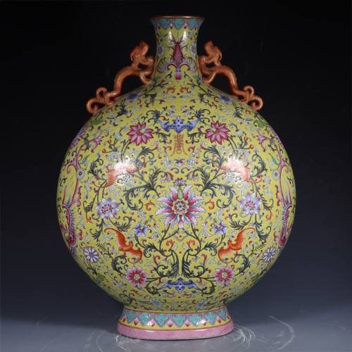 Antique Qing Qianlong Dynasty Ceramic Yellow Ground Heavy Famille Rose Porcelain Vase for Collection
