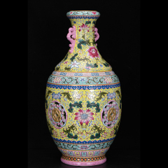 Antique Qing Qianlong Dynasty Ceramic Yellow Ground Heavy Famille Rose Porcelain Vase for Collection