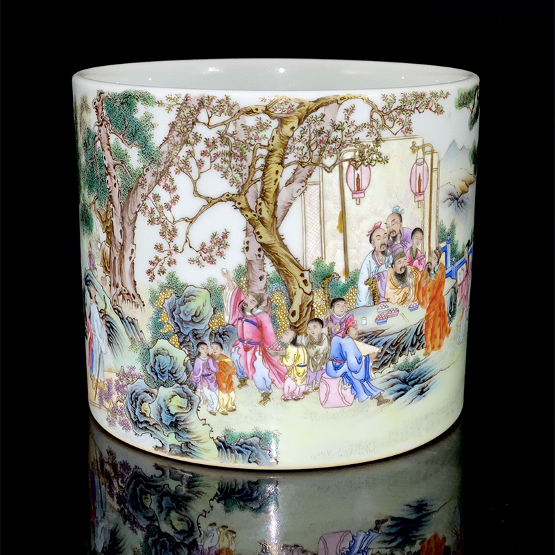 Antique Qing Qianlong Dynasty Ceramic Yellow Ground Heavy Famille Rose Porcelain Vase for Collection