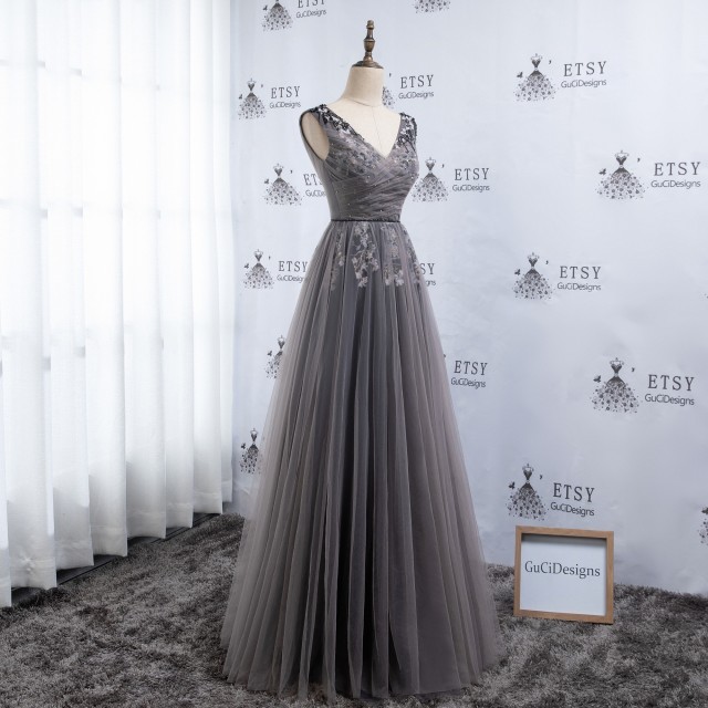 A-line V-neck Prom Dresses,Gray Tulle Prom Dress,Floral Embroidery Evening Dress,Beading Prom Gown,Prom Dress Corset,Gray Bridesmaid Dresses.