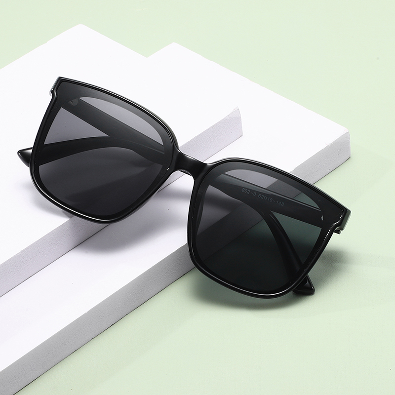 Big frame square fashionable men's and women's trend polarized brown sunglasses women 2022