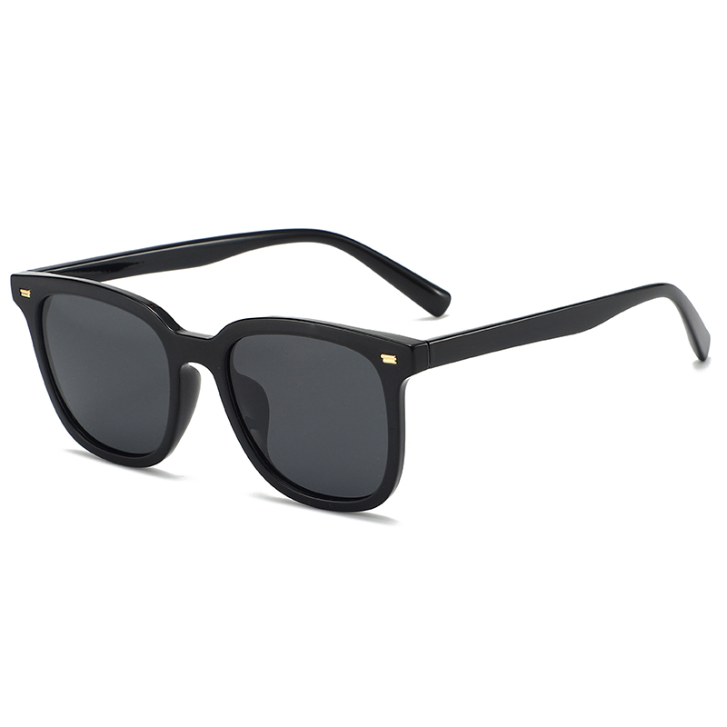 2022 Cheap fashionable style wholesale high quality luxury unisex polarized sunglasses