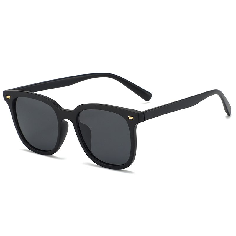 2022 Cheap fashionable style wholesale high quality luxury unisex polarized sunglasses
