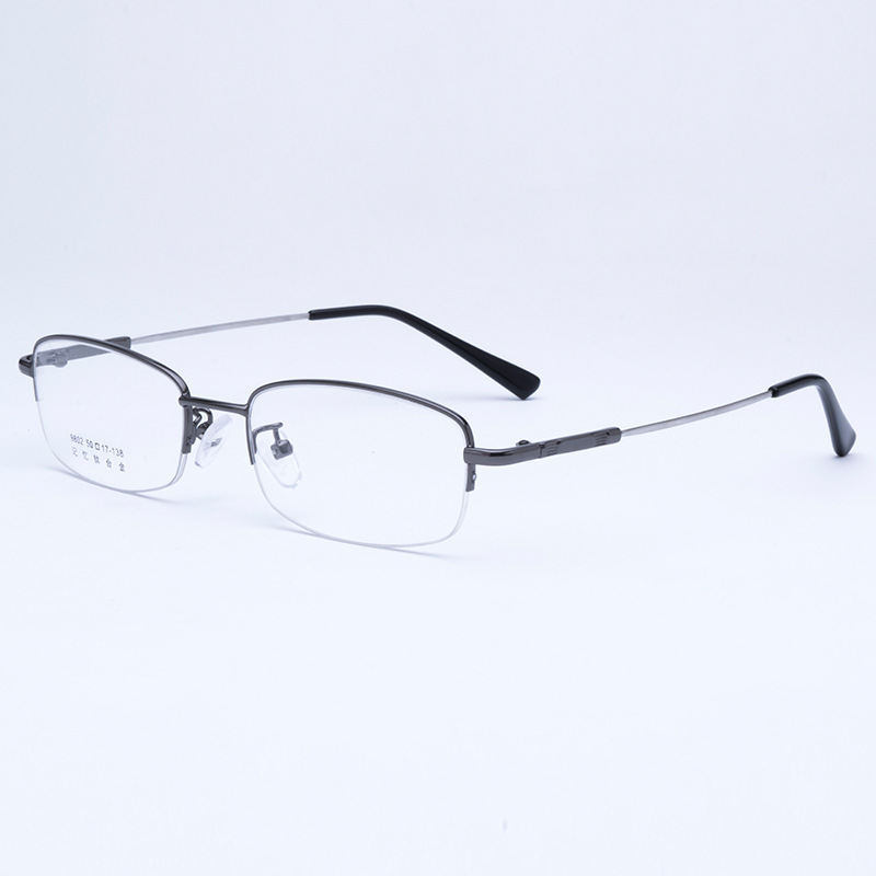 Fashion new style ultralight classic eyeglasses frames metal optical glasses for women men