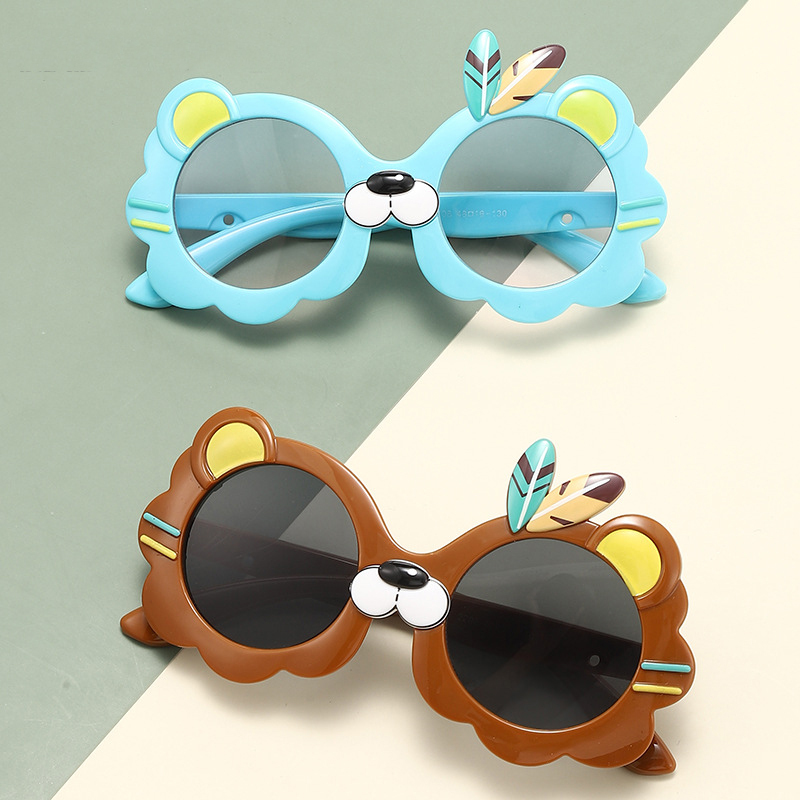 New fashion children's sunglasses can love card ventilated little lion sunglasses UV protection glasses