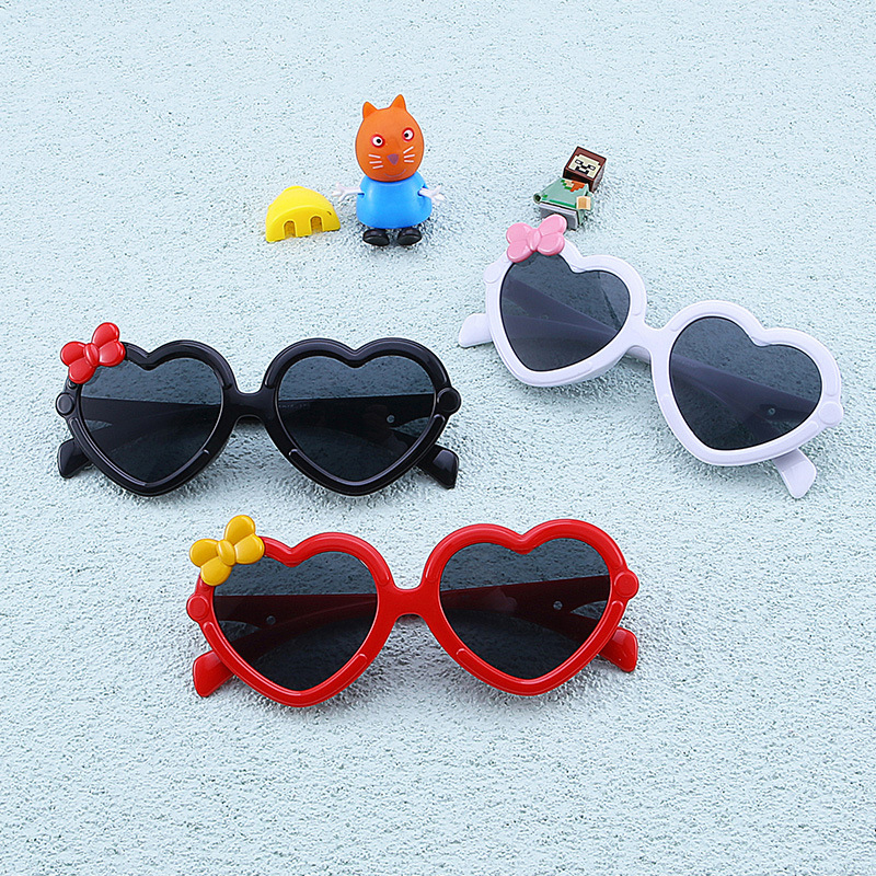 Fashion children's sunglasses girls boys UV protection sun protection love sunglasses manufacturers wholesale glasses