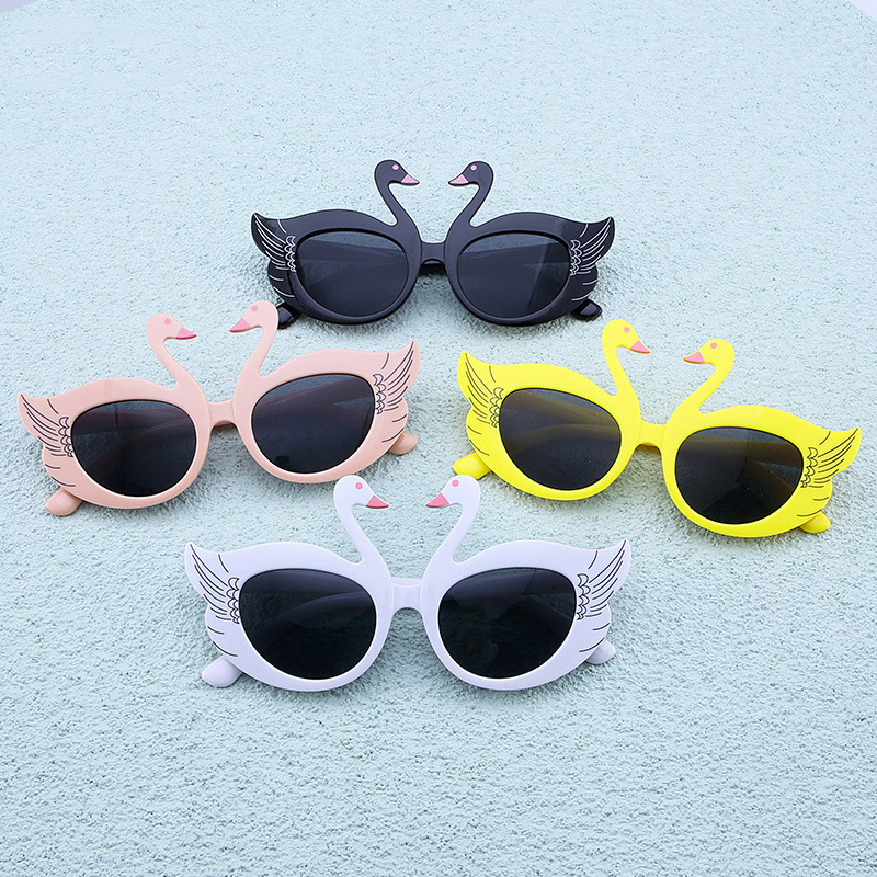 Children's sunglasses burst cute cartoon swan men's and women's baby sunglasses UV protection children's glasses wholesale