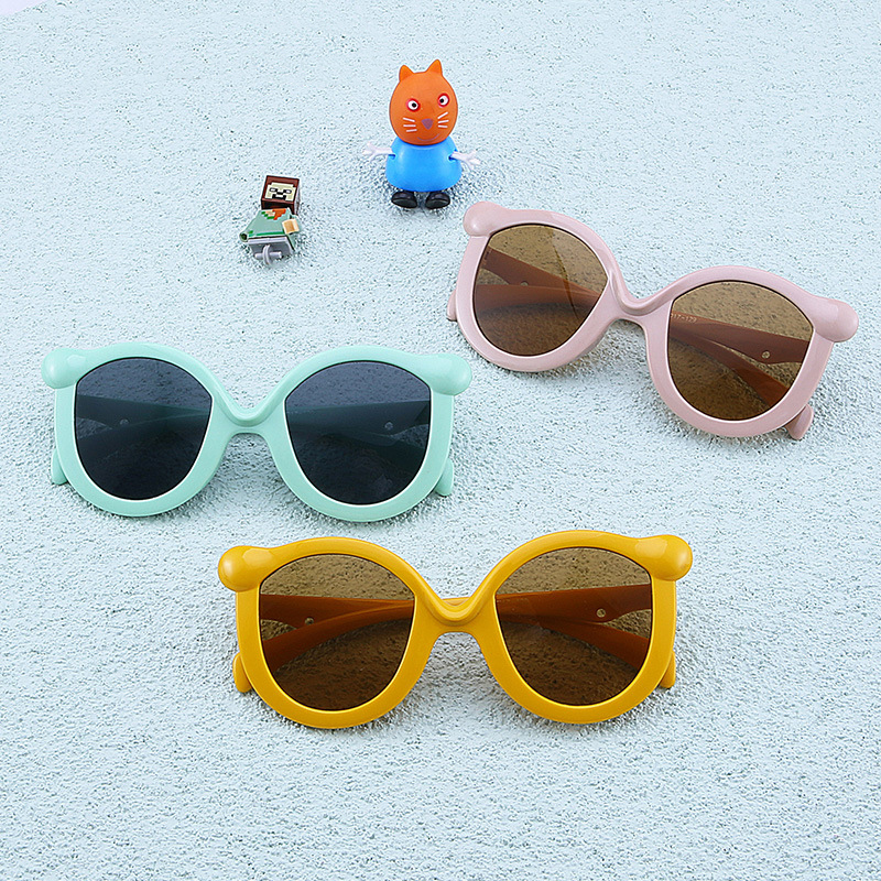 Children's sunglasses Boys and girls personality playful cat eye UV protective sunglasses Fashion wear glasses
