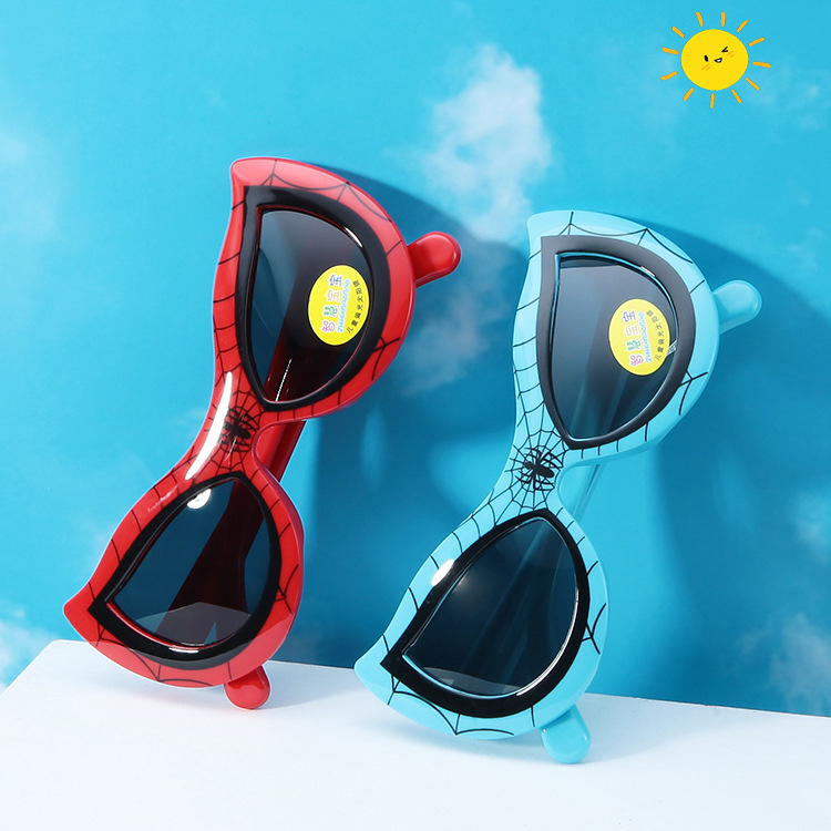 New Spiderman kids sunglasses UV protective sunglasses Fashion baby cartoon personality styling glasses