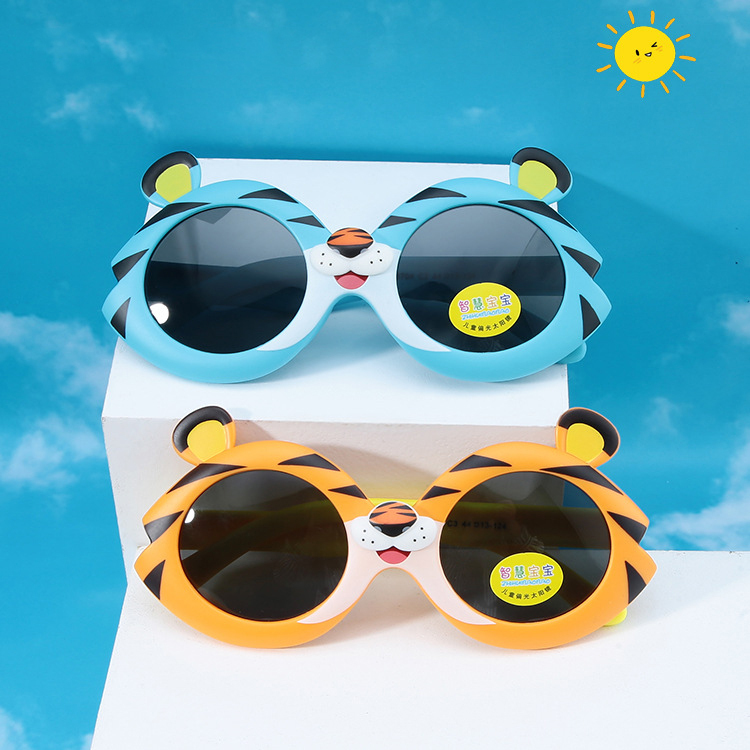 New baby fashion tiger cartoon sunglasses silicone polarized sunglasses for children boys and girls glasses