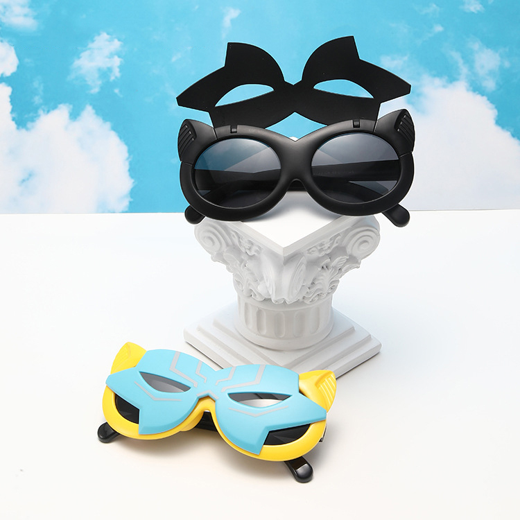 Fashion personality masked Catwoman sunglasses UV protection boys polarized sunglasses boys baby sunglasses silicone