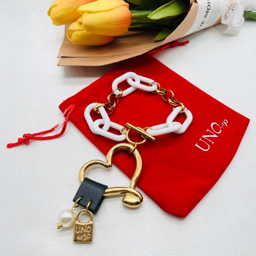 UNB447J