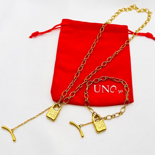 UNS576C