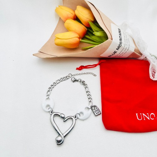 UNB588F