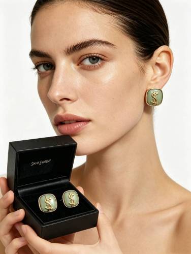 YSL114A