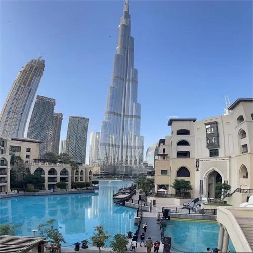 Dubai Burj Khalifa Tour