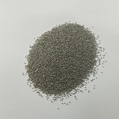 Does the size of steel grit have any requirements for roughness?