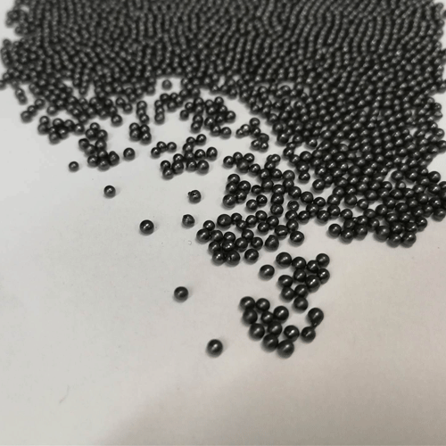 What is the reason for a lot of dust after blasting the workpiece?